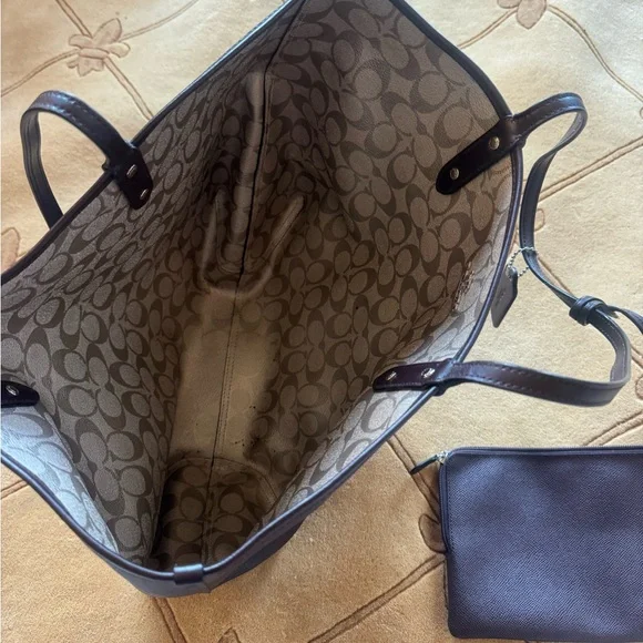 Coach tote - Picture 5 of 7